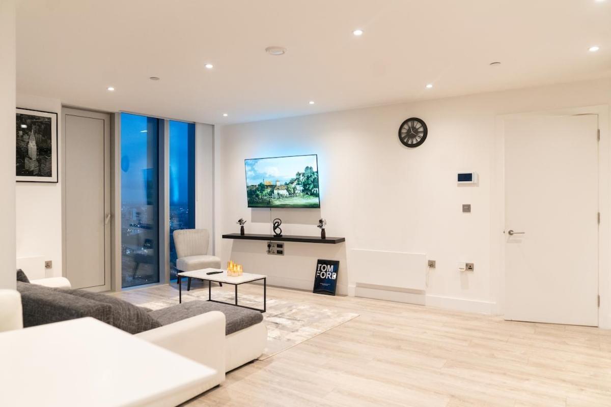 Luxury 2 Bed Penthouse With Stunning Views In Manchester City Centre Dış mekan fotoğraf